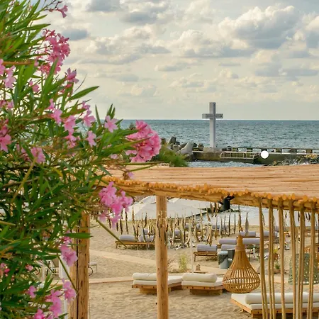 Luxury In Complex Azur - Next To The !