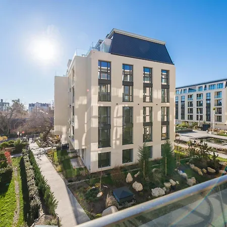 Apartament Luxury In Complex Azur - Next To The ! Pools &