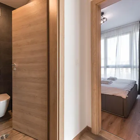 Luxury In Complex Azur - Next To The ! Pools & Sf. Constantin și Elena