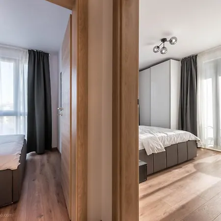 Luxury In Complex Azur - Next To The ! Pools & Sf. Constantin și Elena