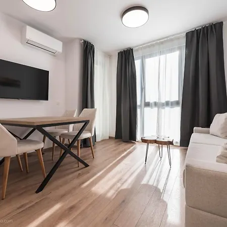Apartament Luxury In Complex Azur - Next To The ! Pools & *