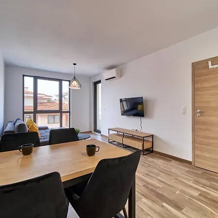 Luxury In Complex Azur - Next To The ! Saints Constantine and Helena