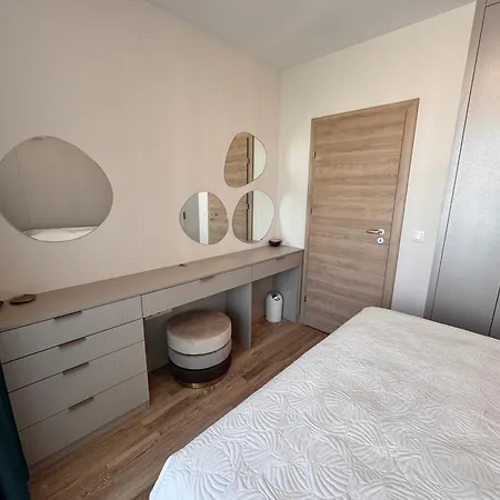 Luxury In Complex Azur - Next To The ! 아파트 산콘스탄틴앤헬레나