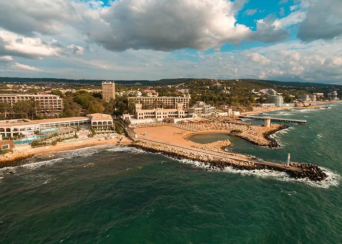 Luxury In Complex Azur - Next To The ! 公寓 圣君士坦丁和海伦那