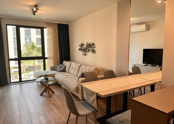 Luxury In Complex Azur - Next To The ! * 圣君士坦丁和海伦那